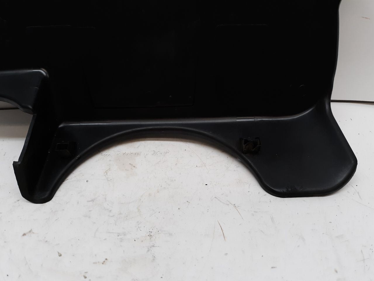 05-11 TOWN CAR Engine Cover