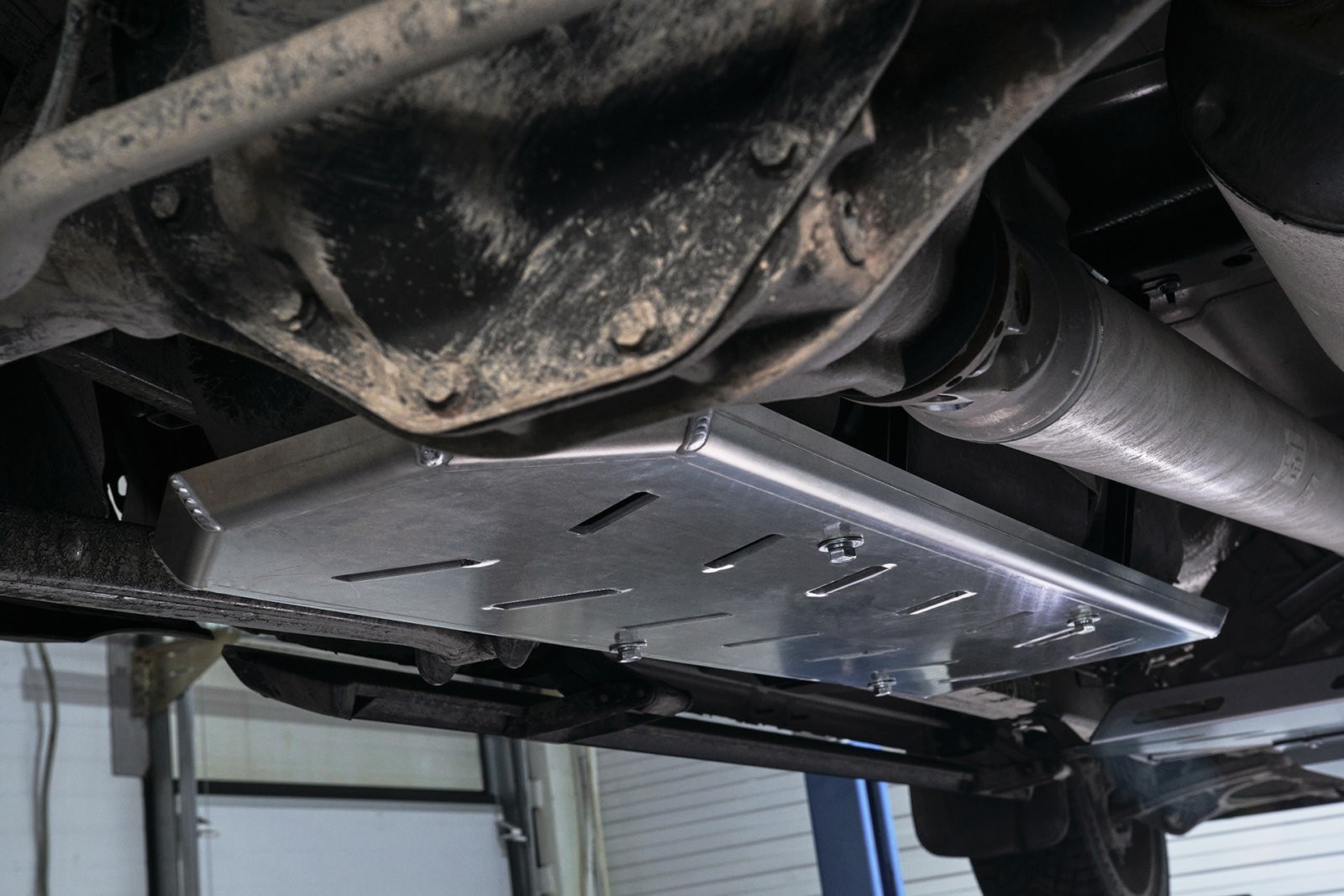 Aluminum Gas Tank Skid Plate 2019-2023 Dodge Ram 1500 87L Fuel Tank Guard