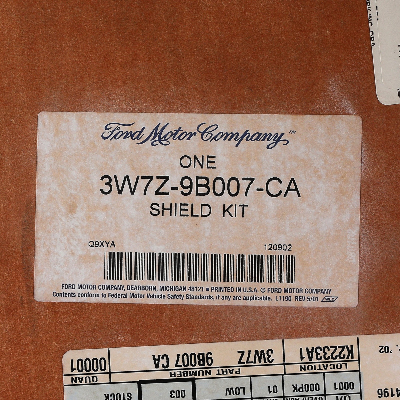 GENUINE Lincoln Town Car 1992-1997 Fuel Tank Shield Kit NOS OEM 3W7Z9B007CA