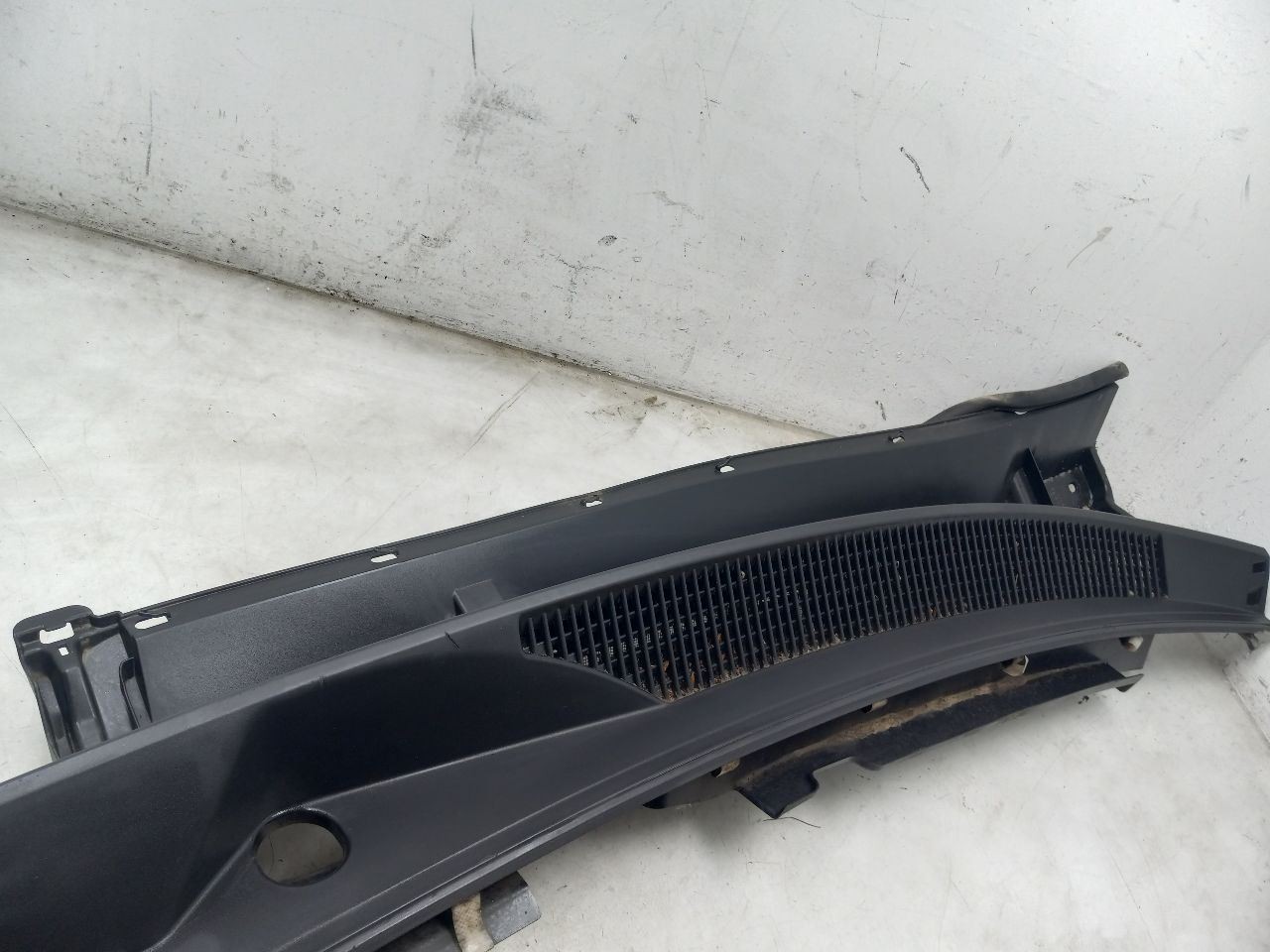 2013 TOYOTA RAV4 XLE COWL VENT PANEL