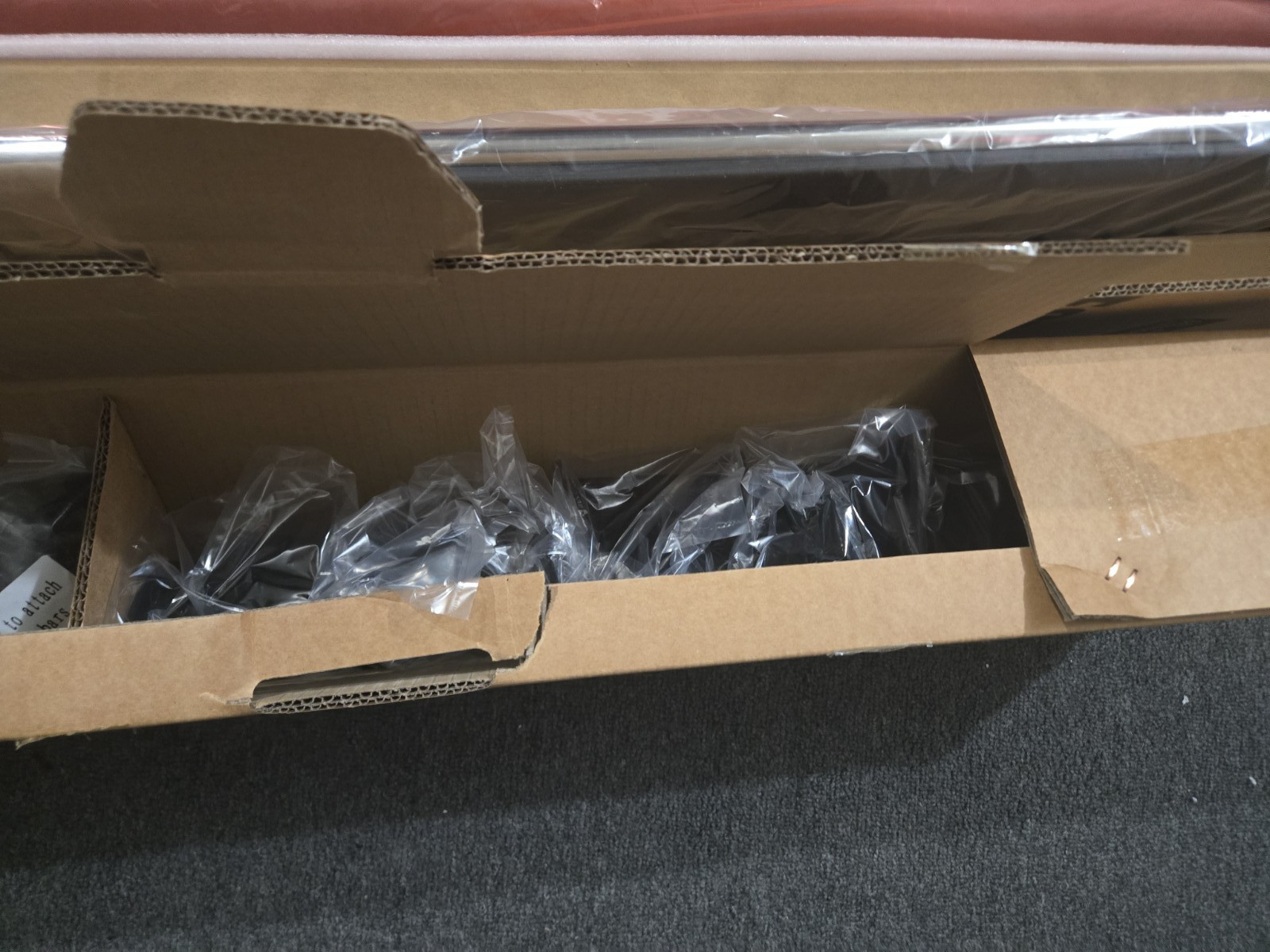Westin Nerf Step Bar -Chevy Silverado & GMC Sierra – READ DESCRIPTION – Open Box