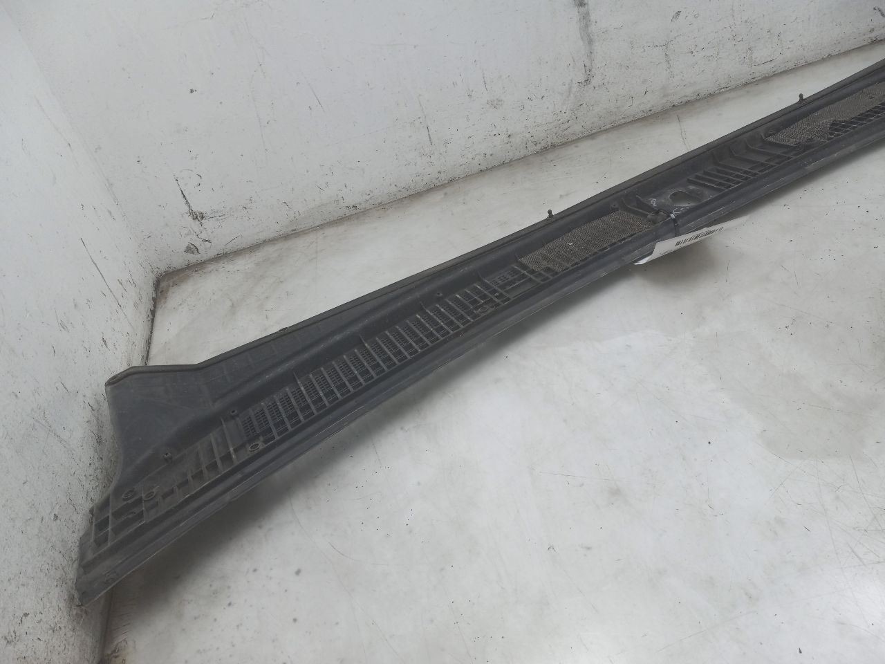 2001 TOYOTA SEQUOIA SR5 COWL VENT COVER