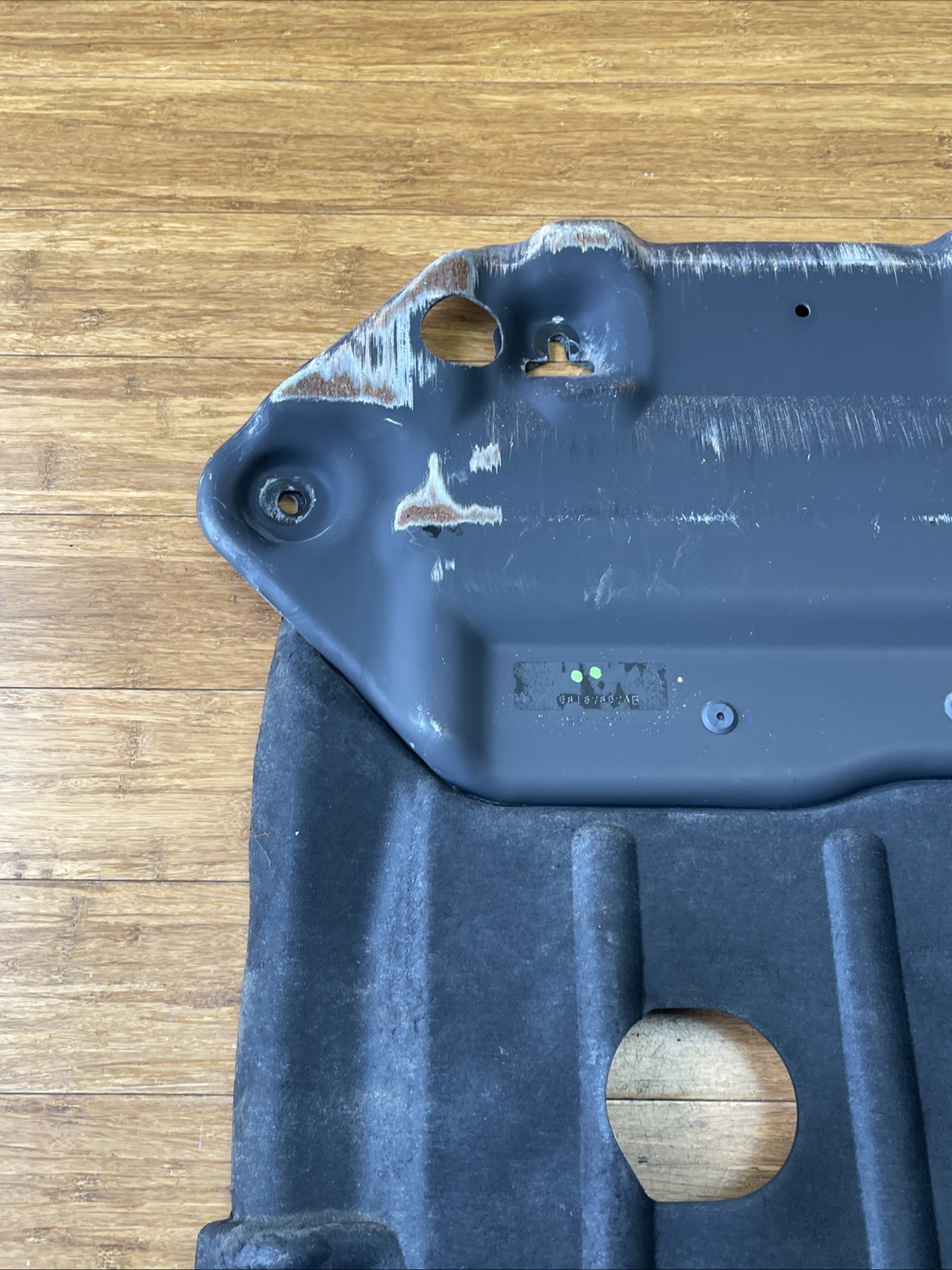 2016-2019 Jeep Grand Cherokee WK2 Front Engine Skid Plate Splash Guard OEM *NOTE