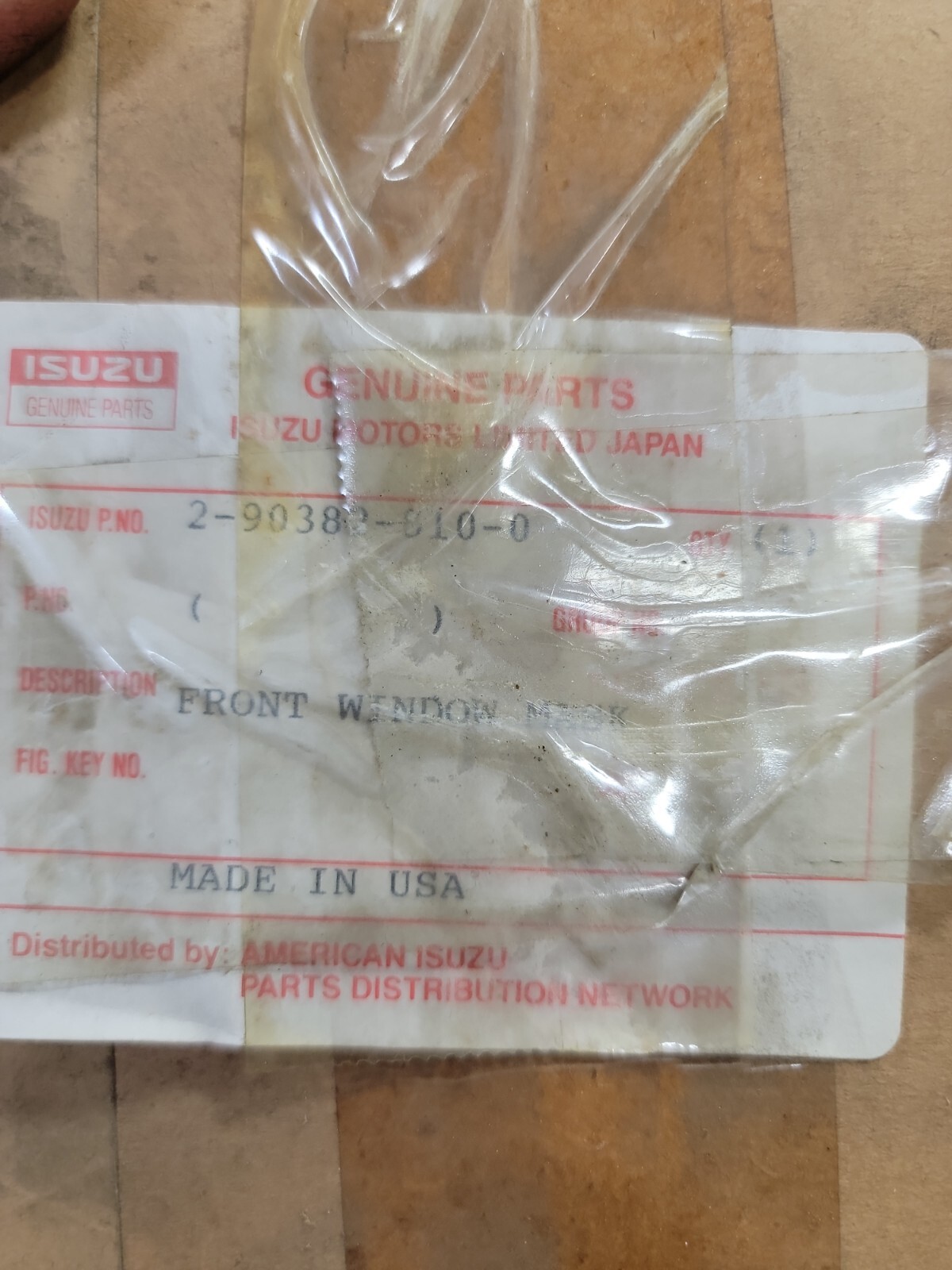 New OEM 1998 Isuzu rodeo trooper windshield mask 2-90382-800-0 2-90382-810-0