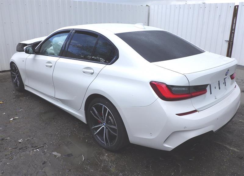 18-22 G20 BMW 3 SERIES REAR WHEEL ARCH LINE RH DRIVER SIDE 4 DOOR SALOON 9627872