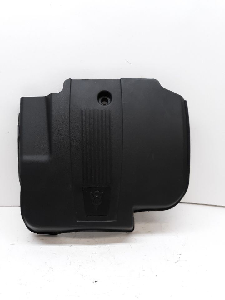 05-11 TOWN CAR Engine Cover