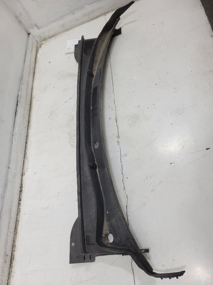 2019-2023 Hyundai Nexo Front Windshield Cowl Vent Panel 86151-M5000