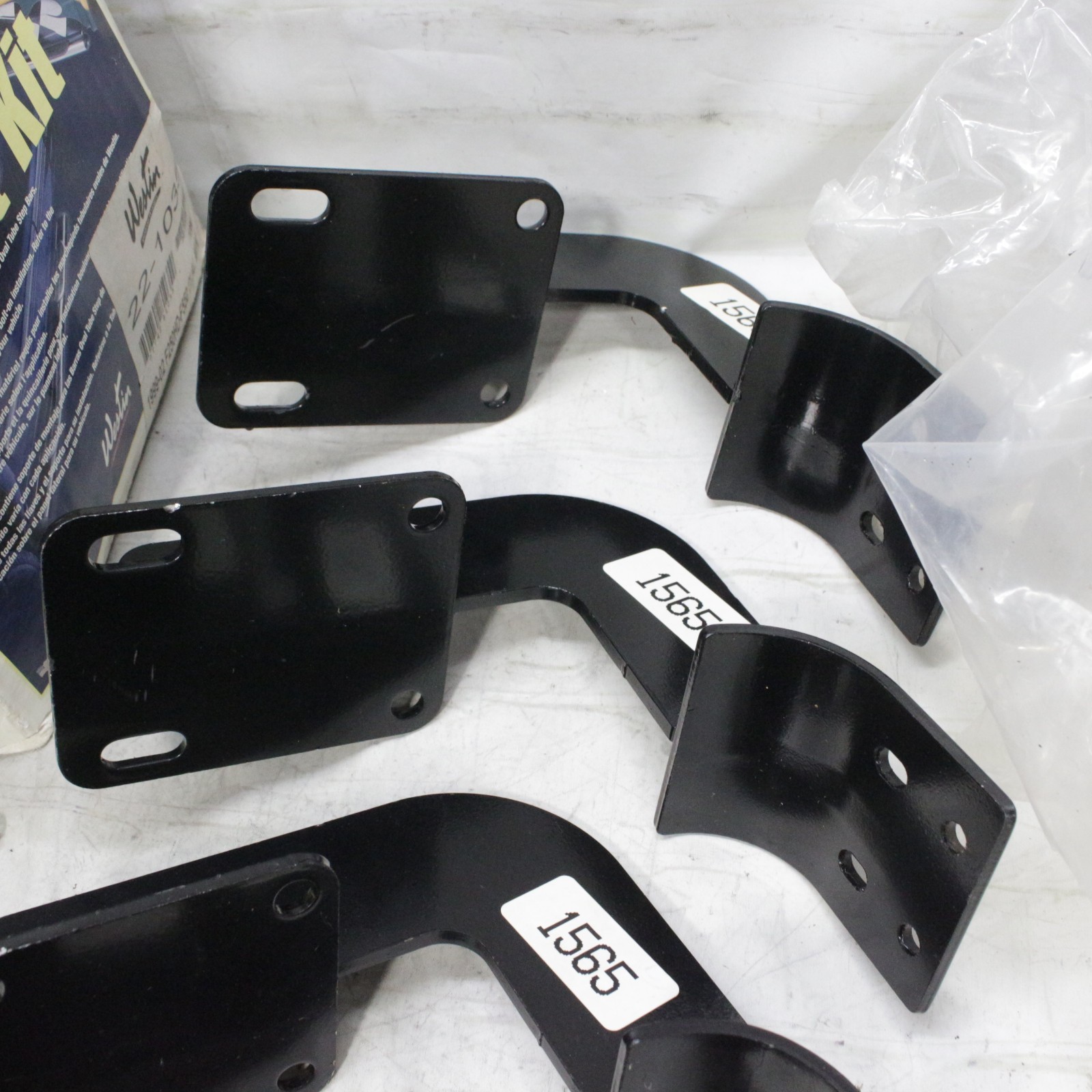 Westin 22-1035 22-Series Oval Step Bar Brackets for 99-16 F250 F350 F450 F550