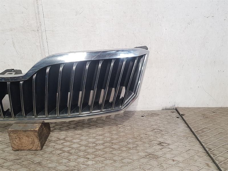 2008-2015 MK2 SKODA SUPERB FRONT GRILLE
