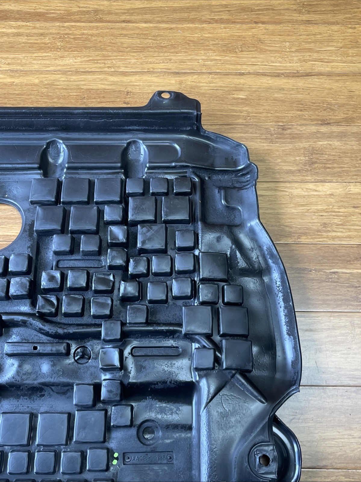 2016-2019 Jeep Grand Cherokee WK2 Front Engine Skid Plate Splash Guard OEM *NOTE
