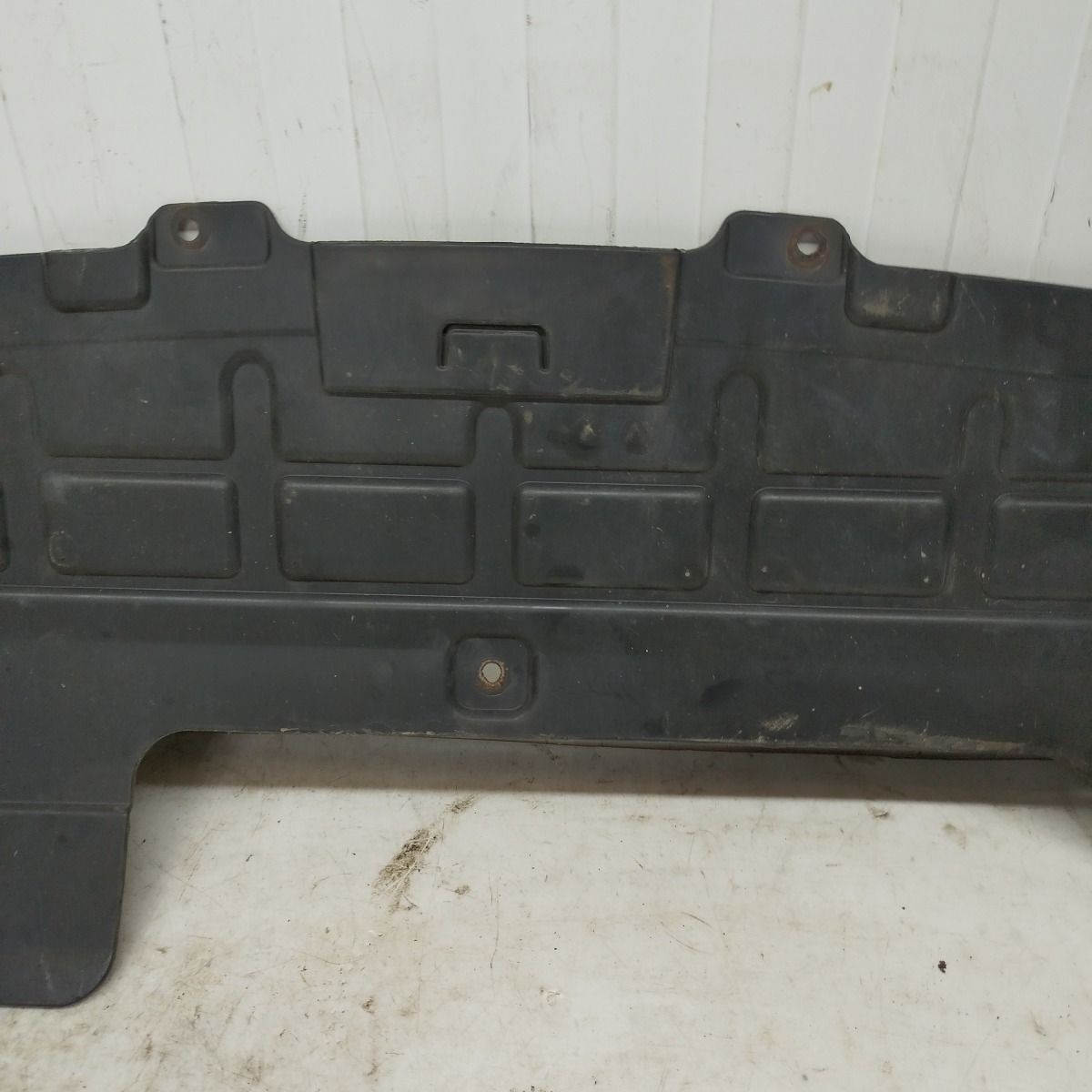 2015-2019 VAUXHALL VIVA MK4 Front Bumper Undertray 95244557