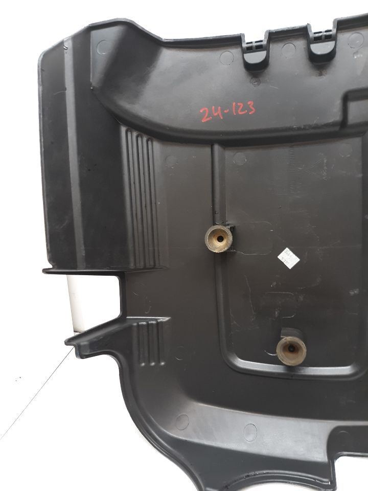 07-14 TAHOE Engine Cover 5.3 VORTEC 12625893