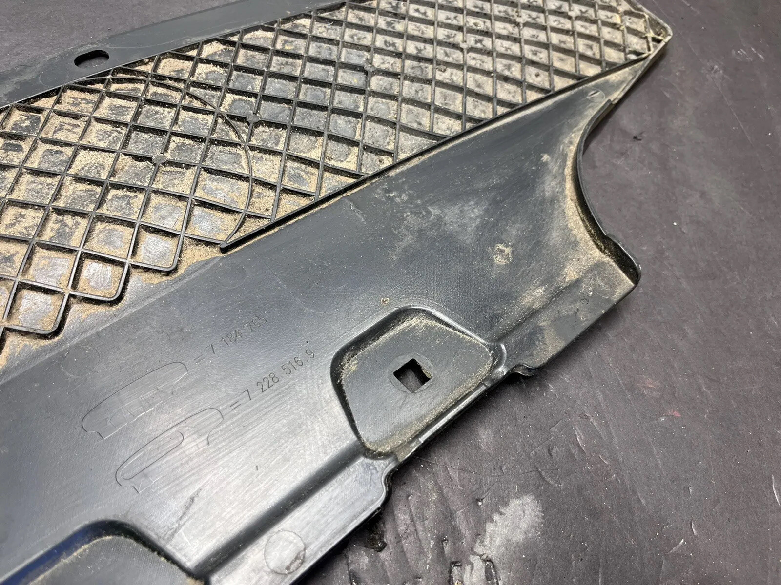 ⭐️2011-2016 BMW 528I 535i F10 REAR BUMPER LOWER BOTTOM PROTECTION COVER SHIELD