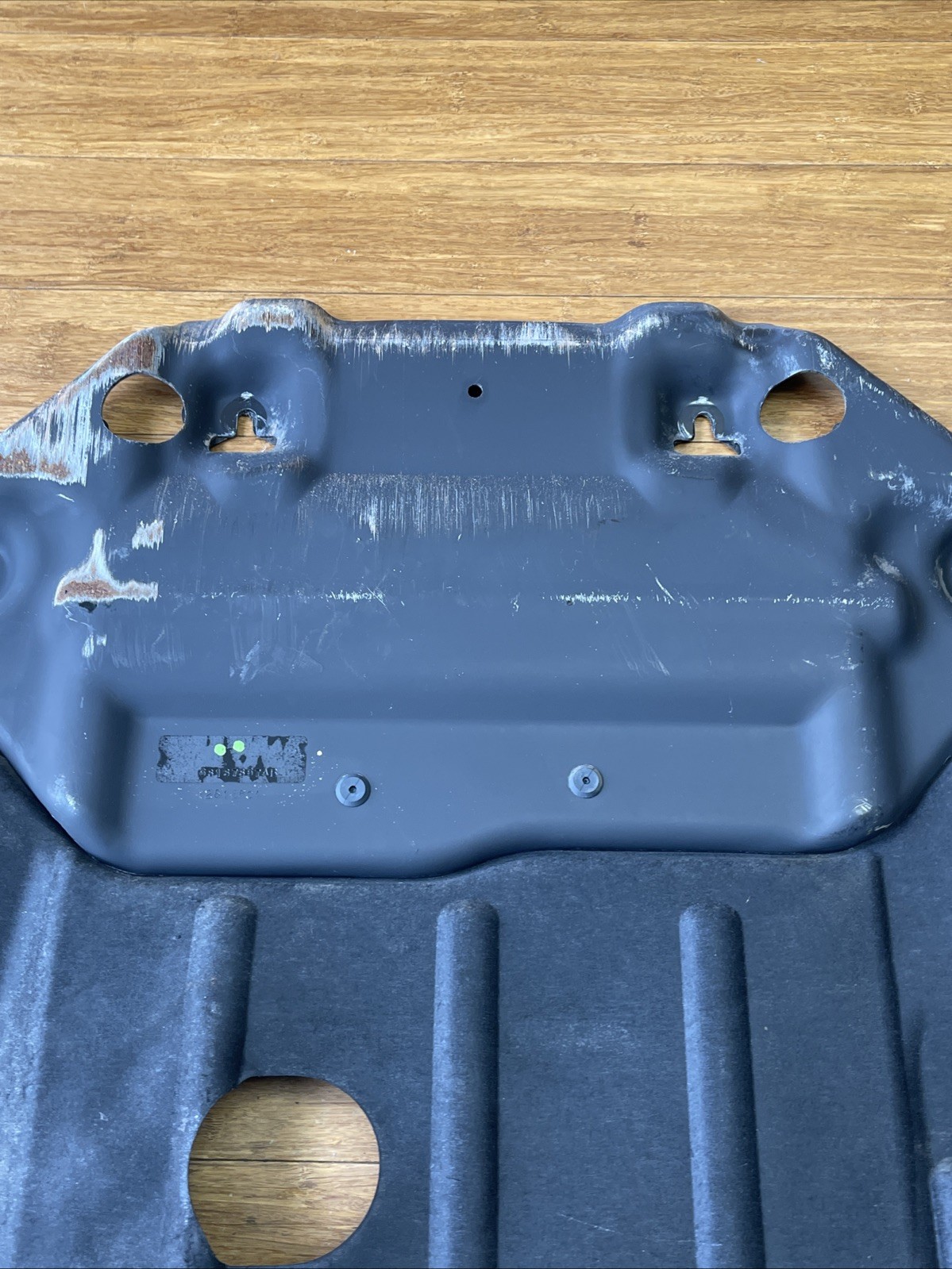 2016-2019 Jeep Grand Cherokee WK2 Front Engine Skid Plate Splash Guard OEM *NOTE