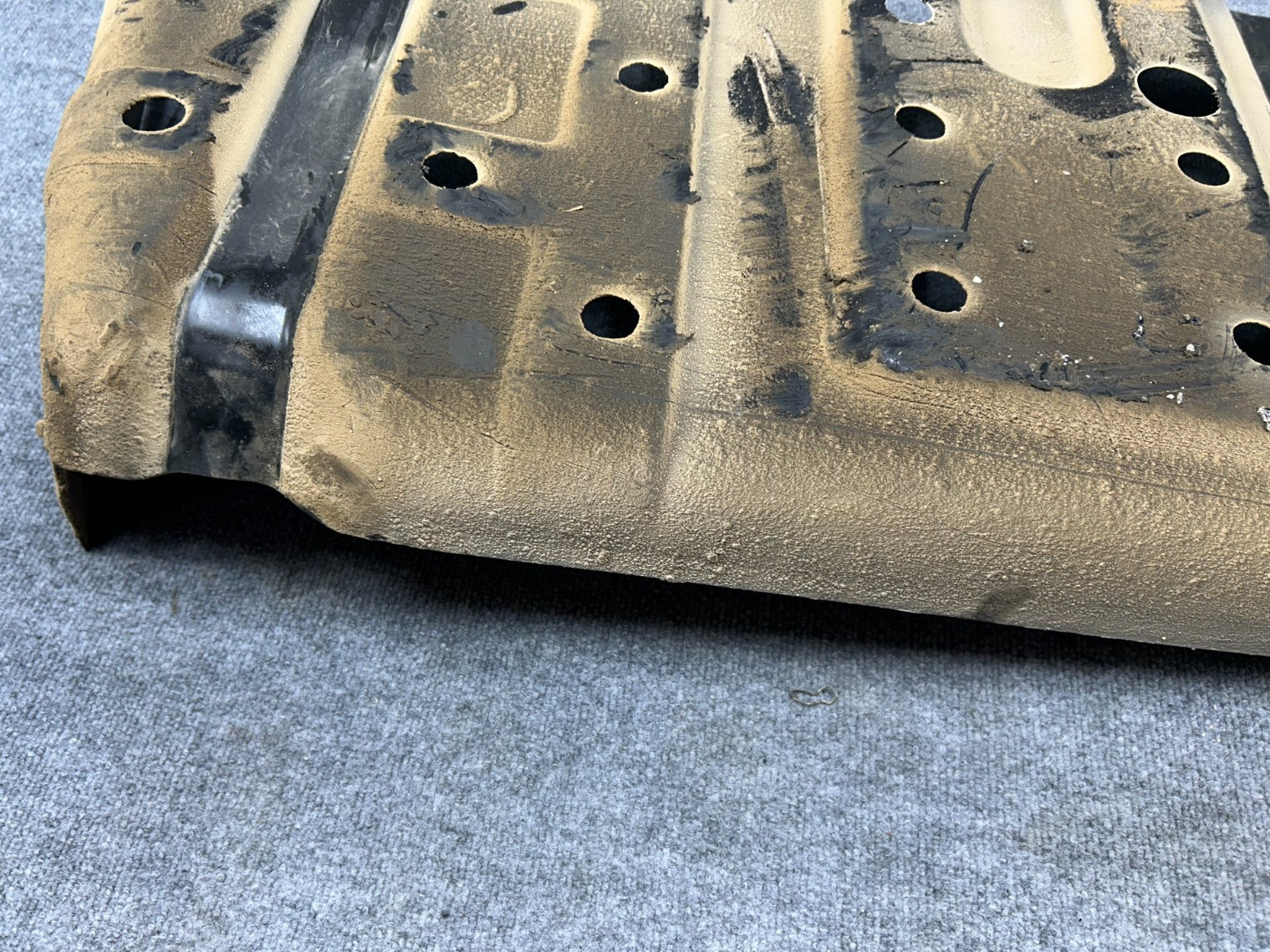 TOYOTA LAND CRUISER FJ80 91-92 OEM FUEL TANK LOWER SKID PLATE GUARD SHIELD 170K