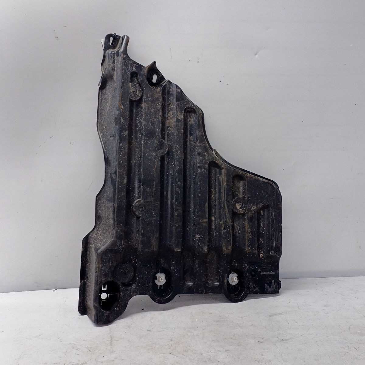 PEUGEOT 2008 19-25 1.2 MK2 FL Rear Left Undertray Damaged 9826459280