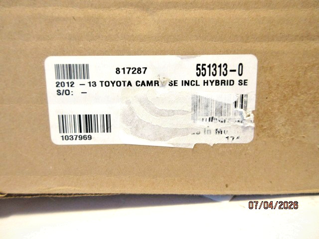 LeBra Custom Front End Cover for 2012-13 Toyota Camry SE, Includes Hybrid SE S/O