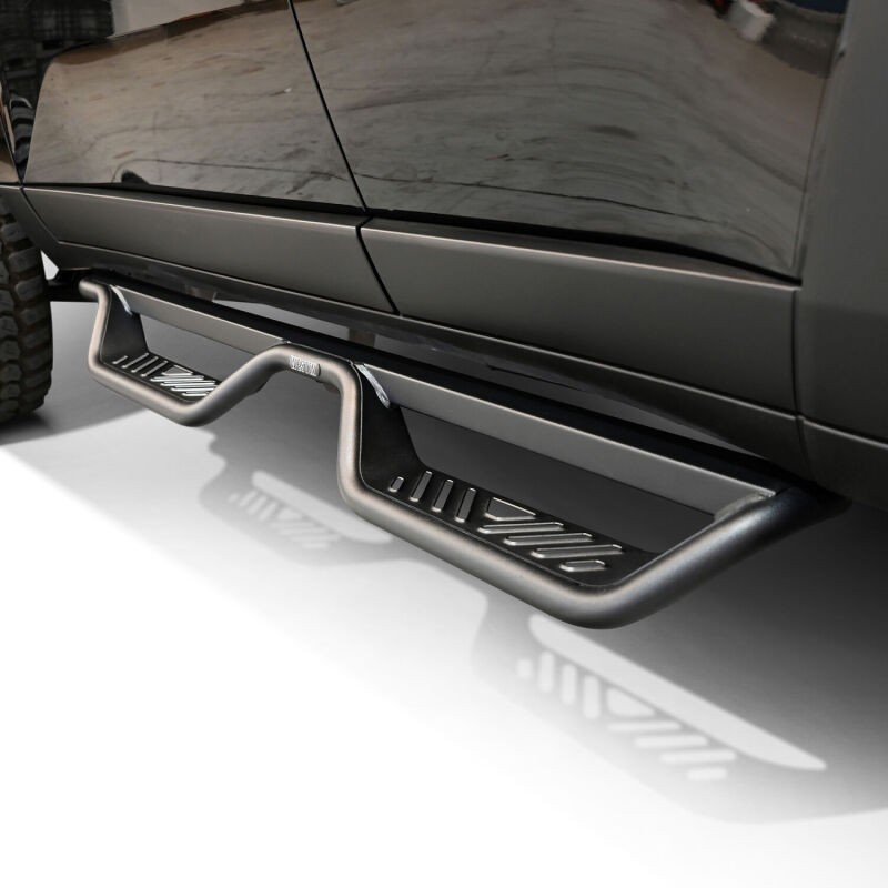 Westin 2024-2026 Toyota Land Cruiser Outlaw Drop Nerf Step Bars Textured Black