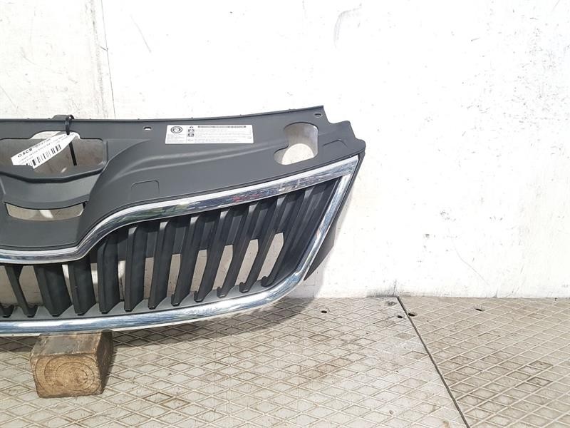 2012-2017 MK1 SKODA RAPID FRONT GRILLE 5JA853668