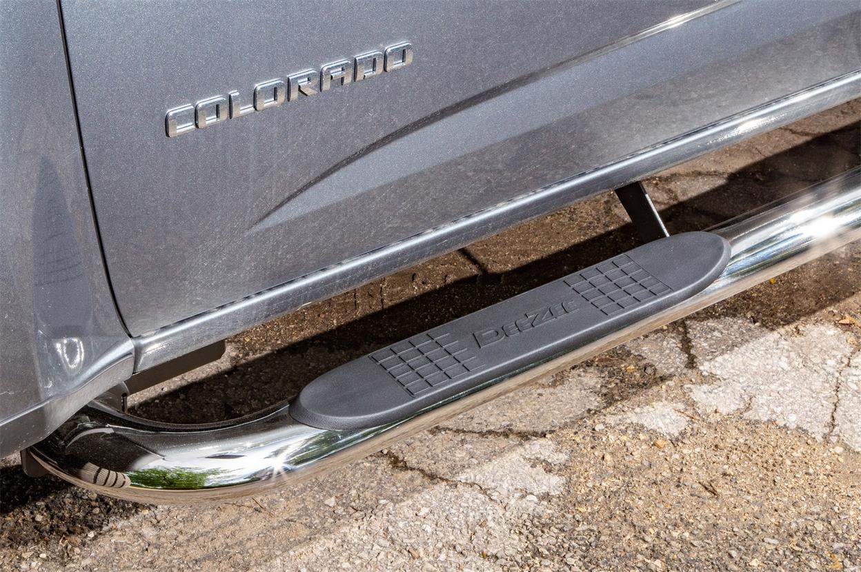 Dee Zee Stainless Steel Side Steps 4 in. Oval Cab Length +SS/NB/OVAL Fits Chevy