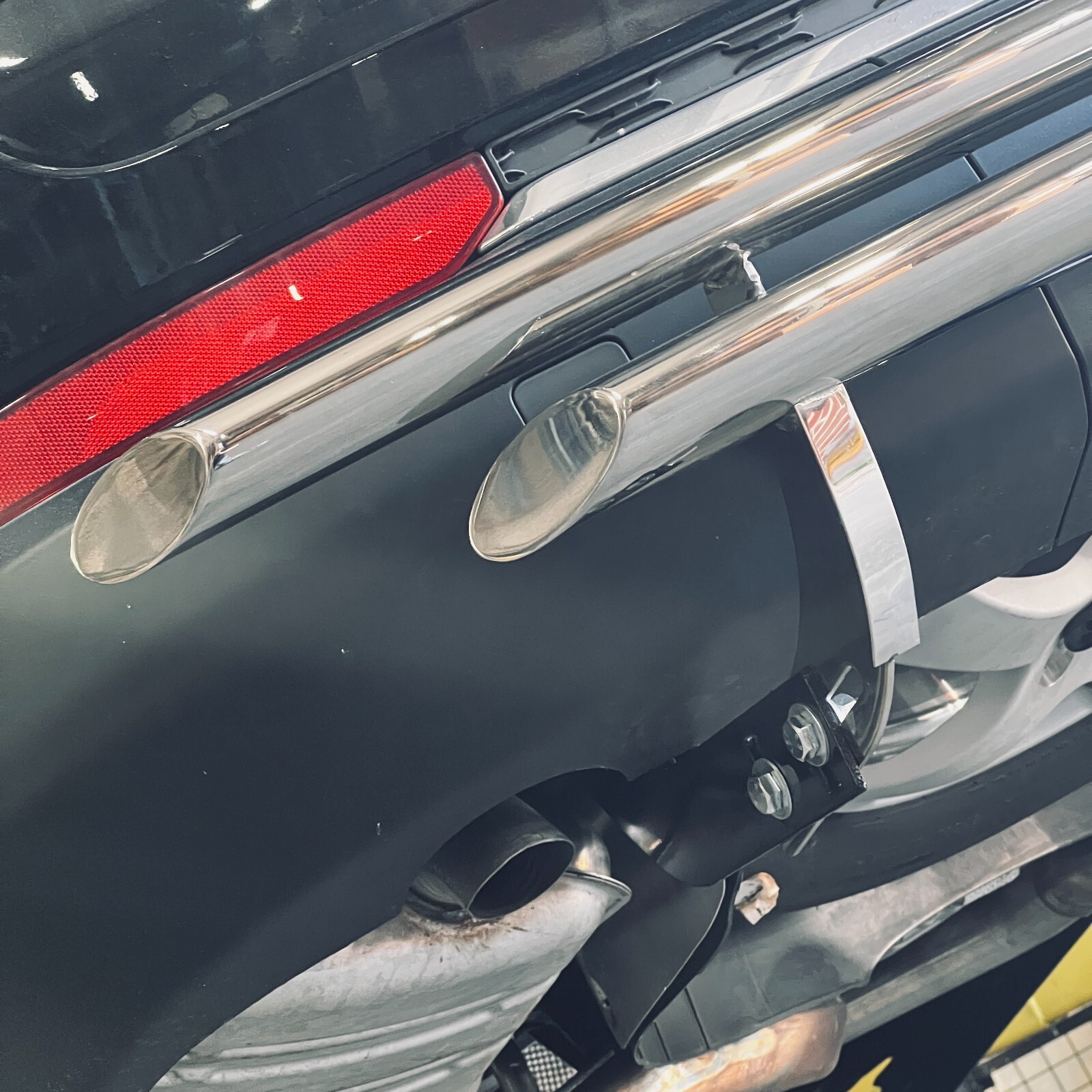fits Jeep Grand Cherokee L Rear Double Layer Bumper Guard Parking Protector