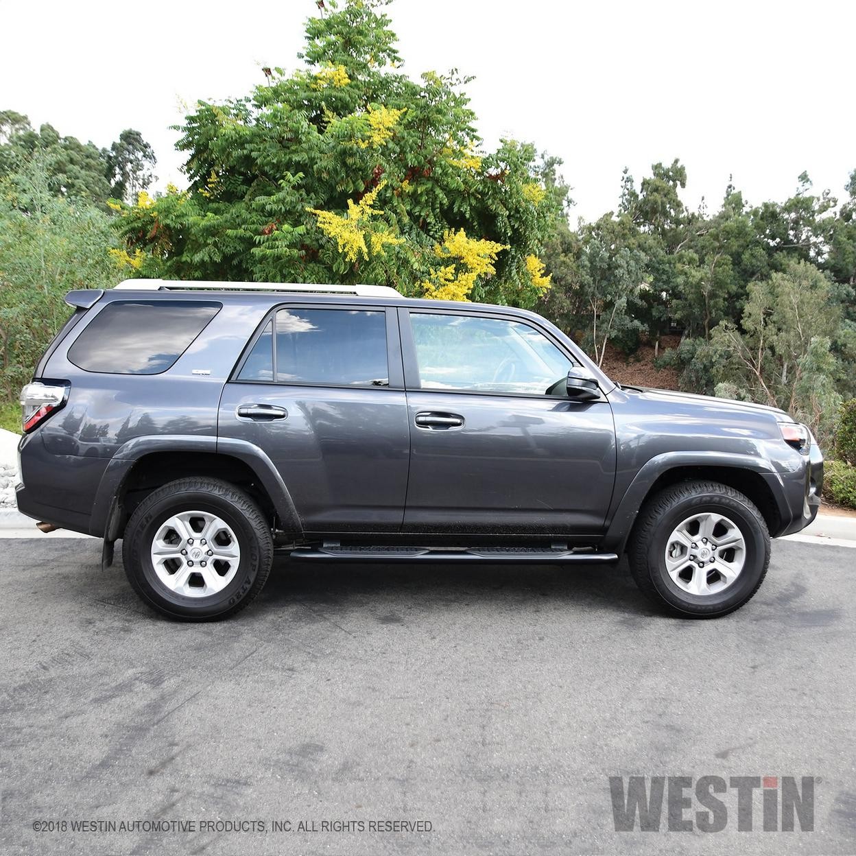 Westin Step Nerf Bar – 4Runner SR5/TRD/TRD Pro 2014-2022 (Excl. Limited/Nightsha