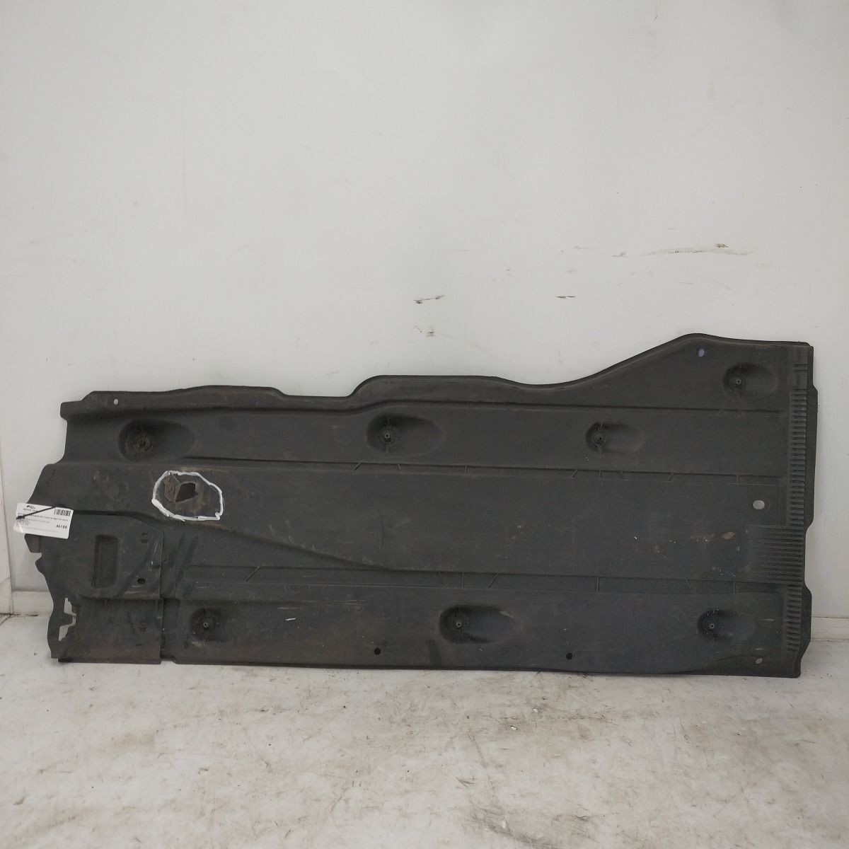 2017-2024 SKODA KAROQ MK1 Undertray Right Side Splash Guard 5Q0825202L