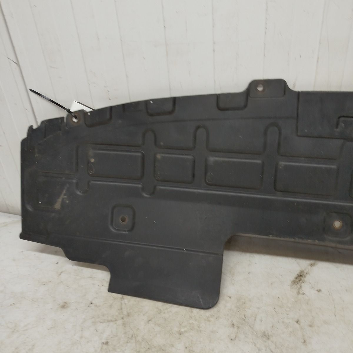 2015-2019 VAUXHALL VIVA MK4 Front Bumper Undertray 95244557