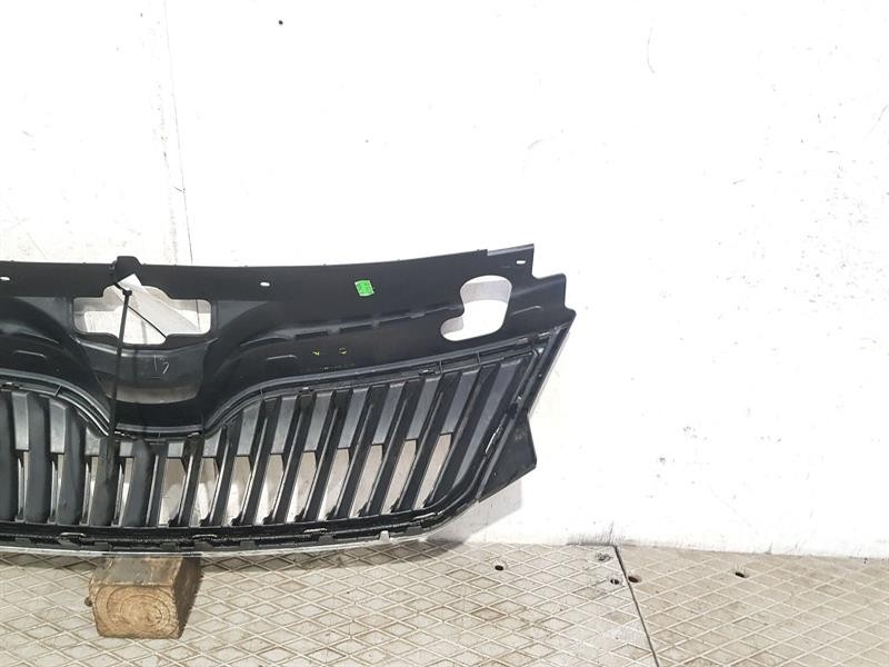 2012-2017 MK1 SKODA RAPID FRONT GRILLE 5JA853668