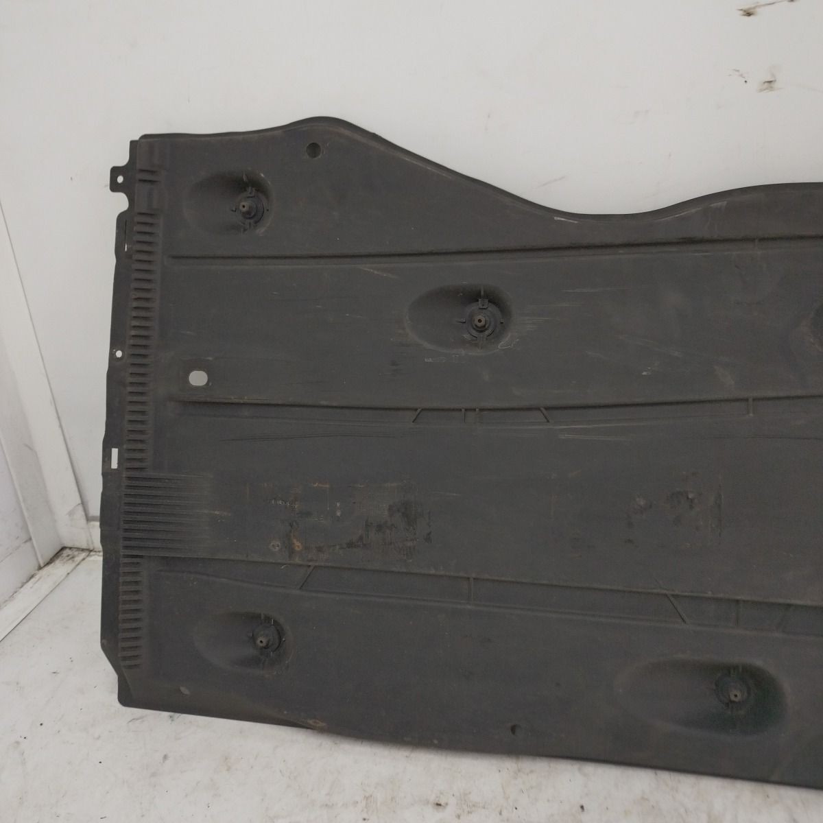 2017-2024 SKODA KAROQ MK1 Undertray Left Side Splash Guard 5Q0825201AE