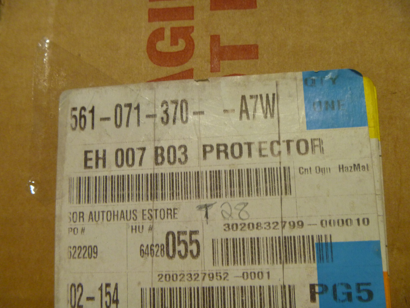 2012-2018 Volkswagen Passat Door Edge Guards Protector 561-071-370-A7W OEM New