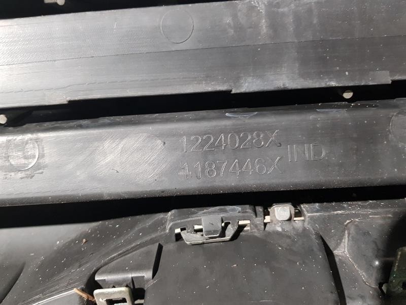 2013-2019 MK1 PEUGEOT 2008 FRONT GRILLE 1224028X