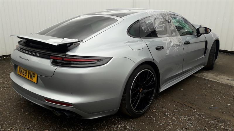 16 ON 971 PORSCHE PANAMERA REAR WHEEL ARCH LINER LH PASS SIDE 5 DOOR HATCH