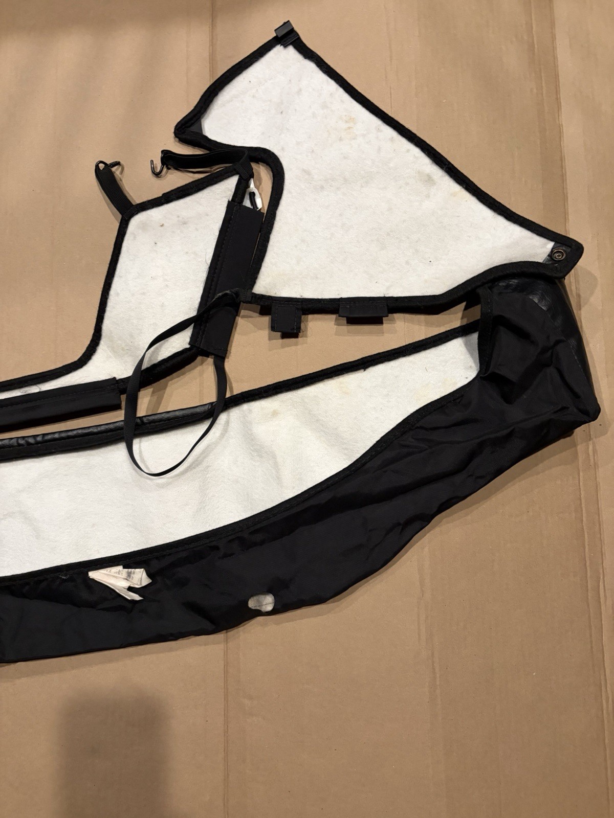 1997-2001 Honda CR-V 08P35-S10-100F Nose Mask (Half) OEM *RARE