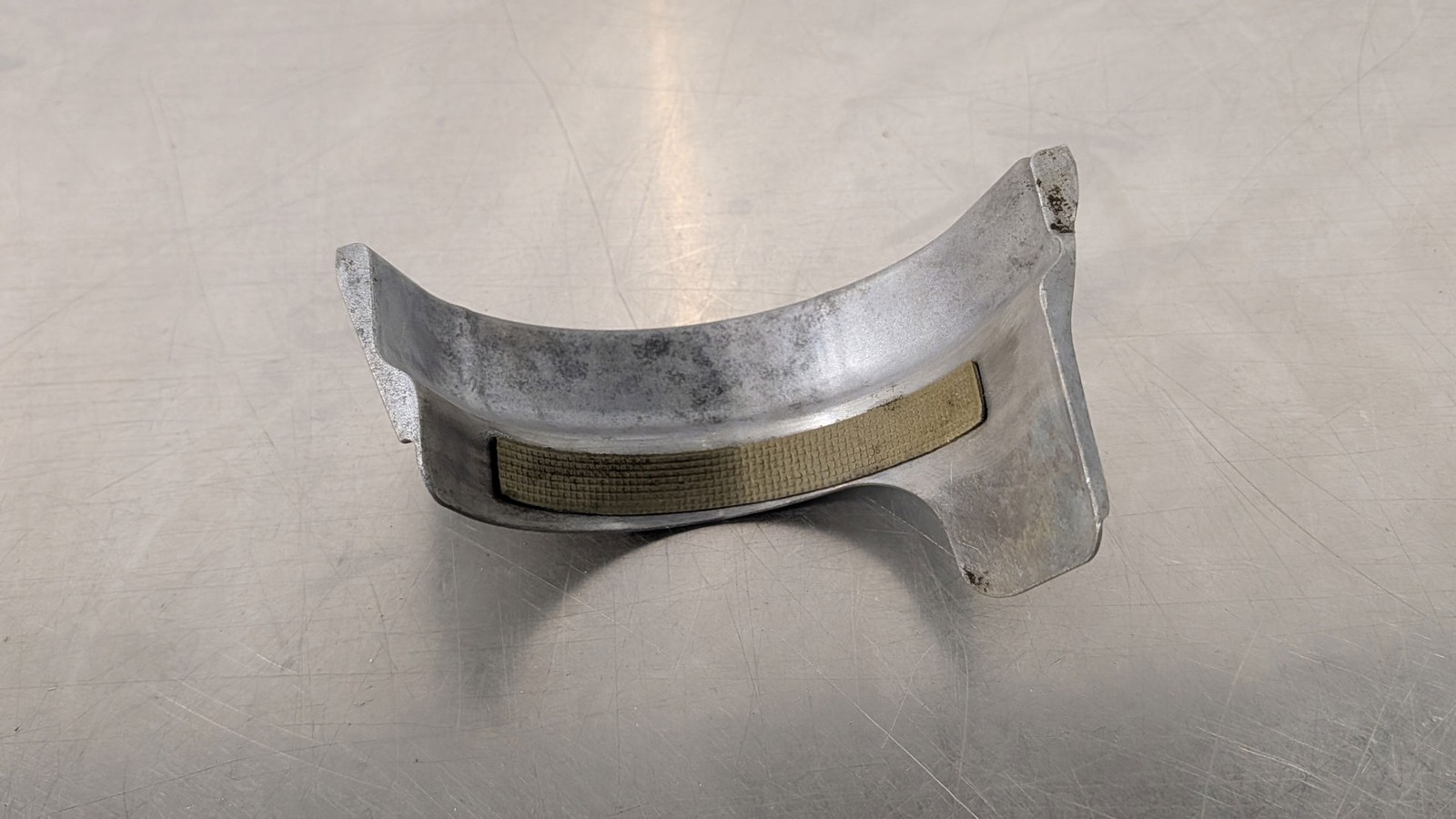 EB1425 2019 19 LAMBORGHINI URUS RIGHT RH FRONT CV AXLE GUARD PLATE