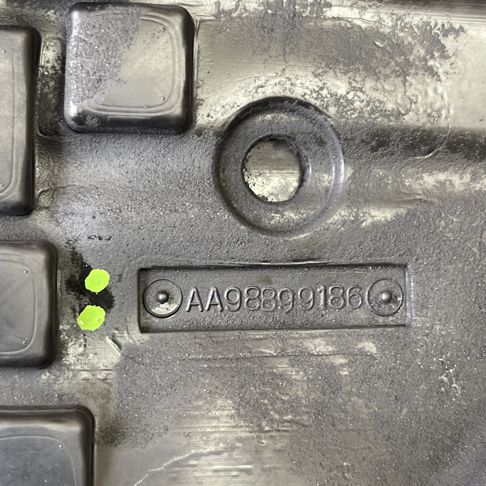 2016-2019 Jeep Grand Cherokee WK2 Front Engine Skid Plate Splash Guard OEM *NOTE