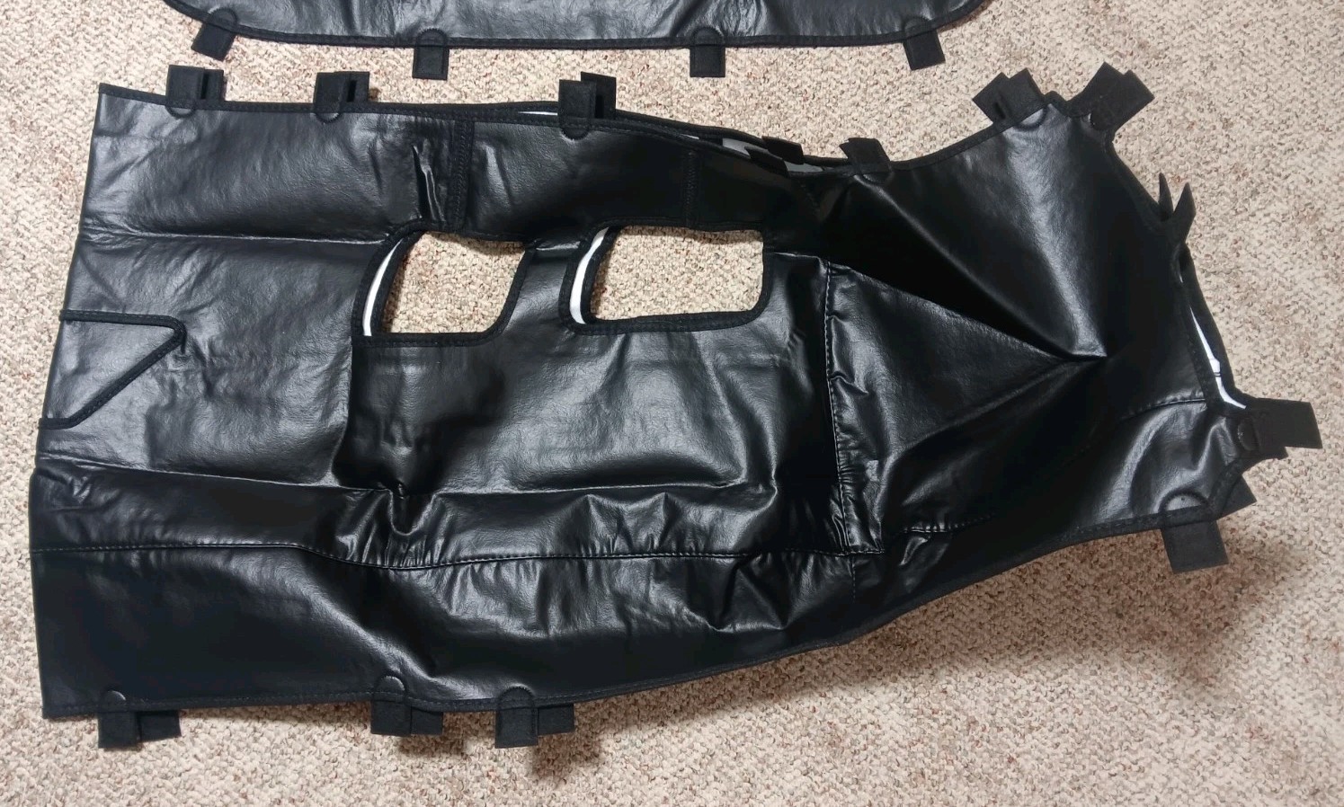 New OEM 2003 – 07 Chevy Silverado GMC Bra / Protector / Cold Weather Cover !