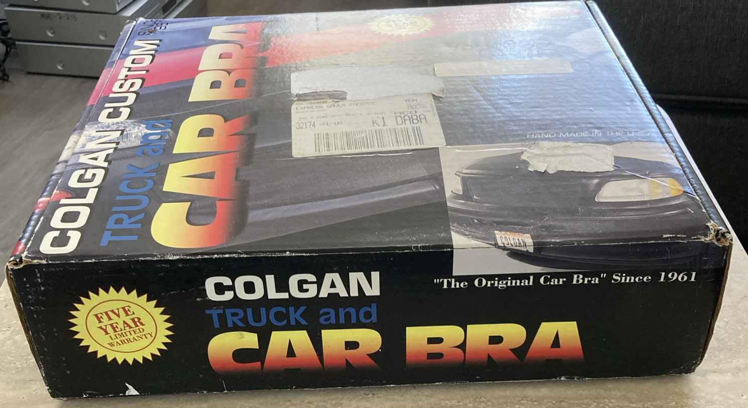 COLGAN CUSTOM TRUCK AND CAR BRA BMW 2001, 525i ,530i, 540i W/Roundell Opening