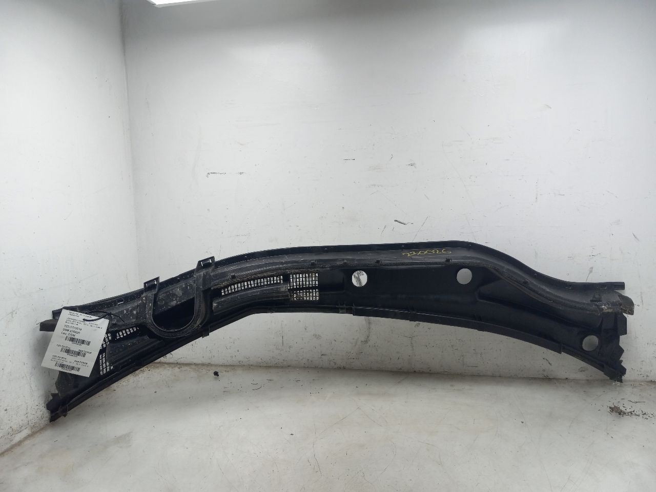 2018 TOYOTA MIRAI RWD AT COWL VENT PANEL