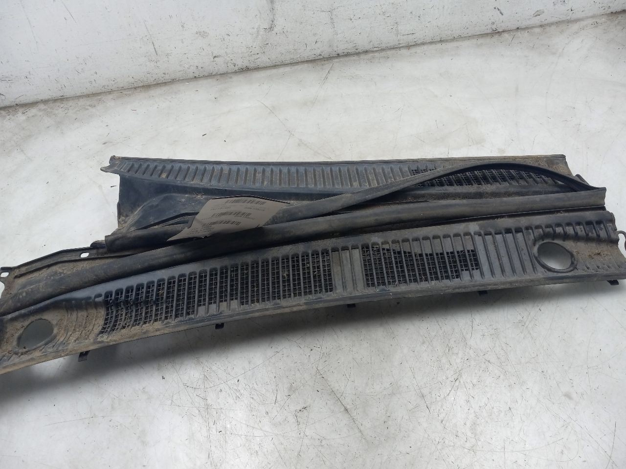 2000 LEXUS LX470 4.7L COWL VENT COVER