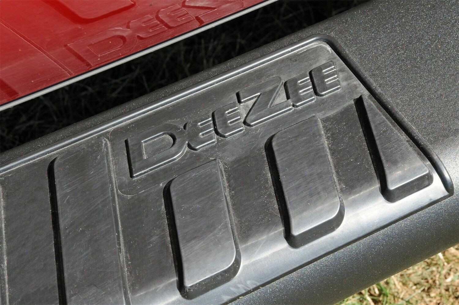 Dee Zee DZ16101 6″ Oval Cab Length Textured Black Steel Side Steps 60″/7″/6″