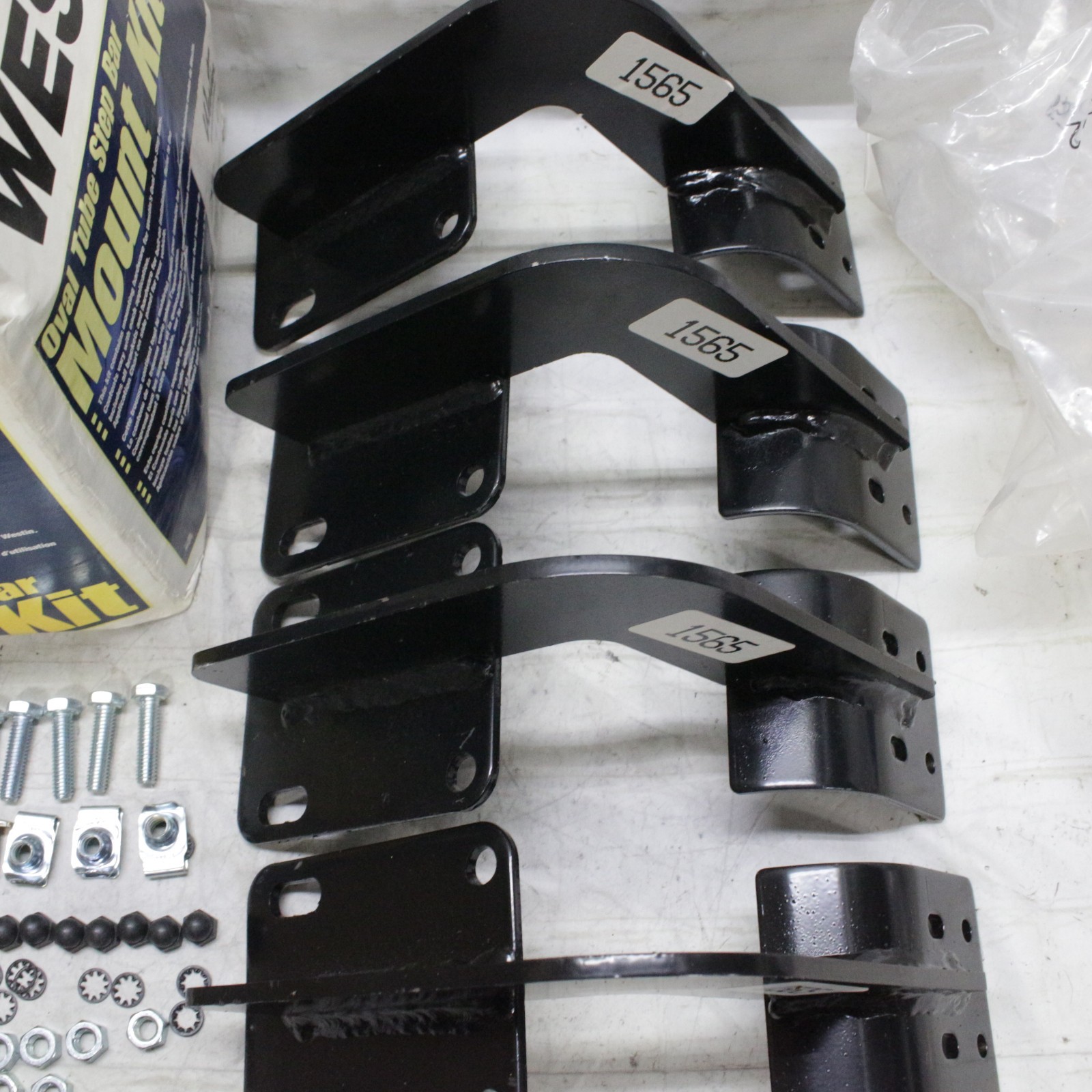 Westin 22-1035 22-Series Oval Step Bar Brackets for 99-16 F250 F350 F450 F550