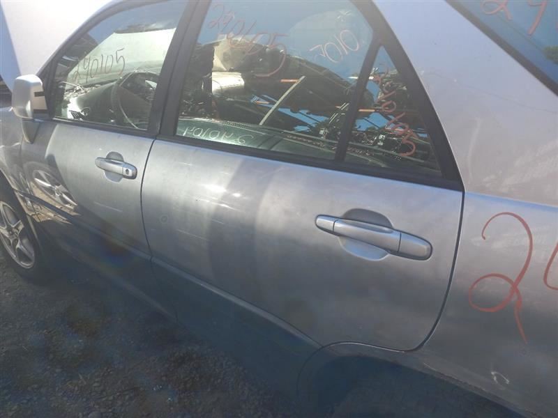 2001 LEXUS RX300 3.0L COWL VENT COVER