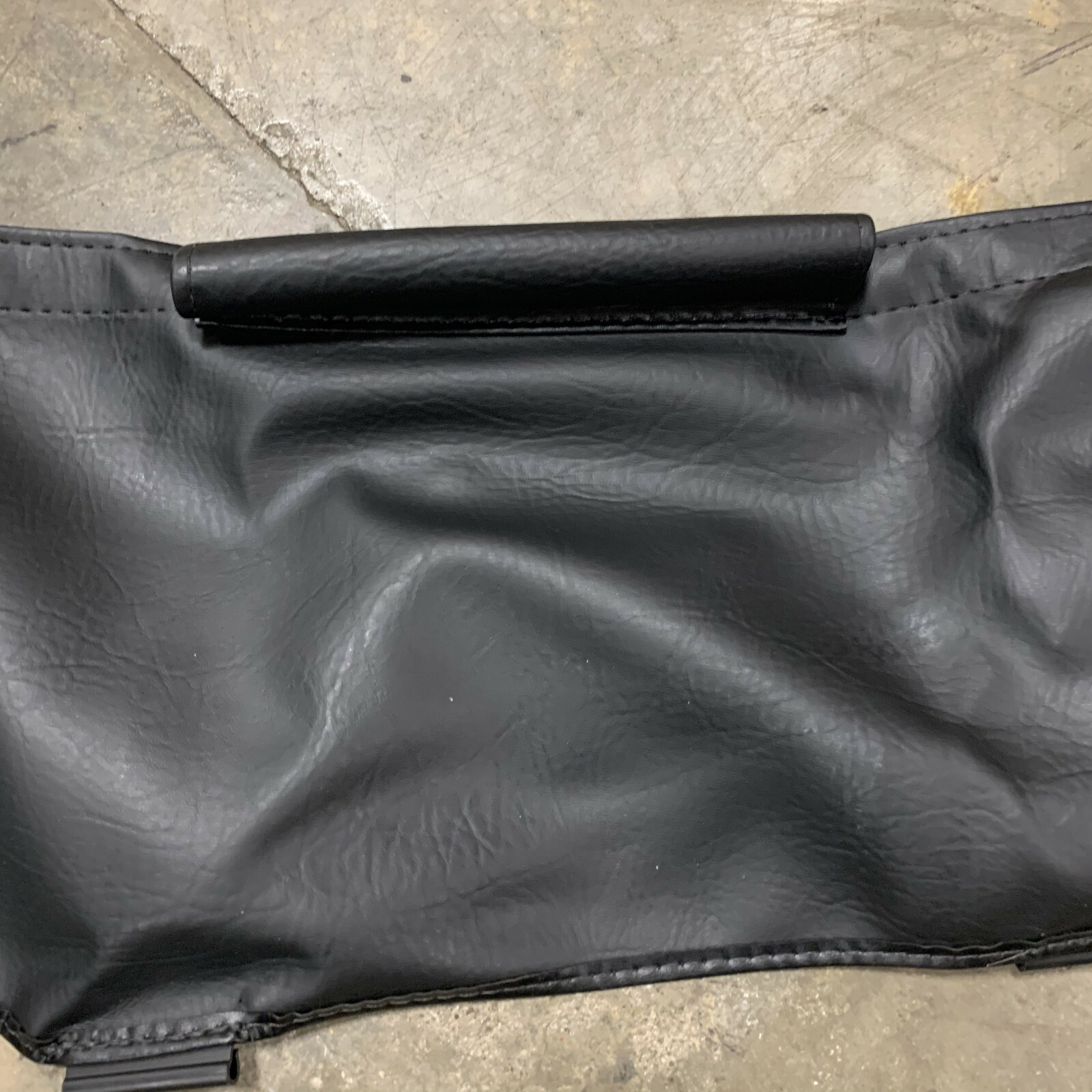 1994-1995 Chevrolet Blazer F/S LeBra Front End Bra Mask Black Vinyl 55498-01