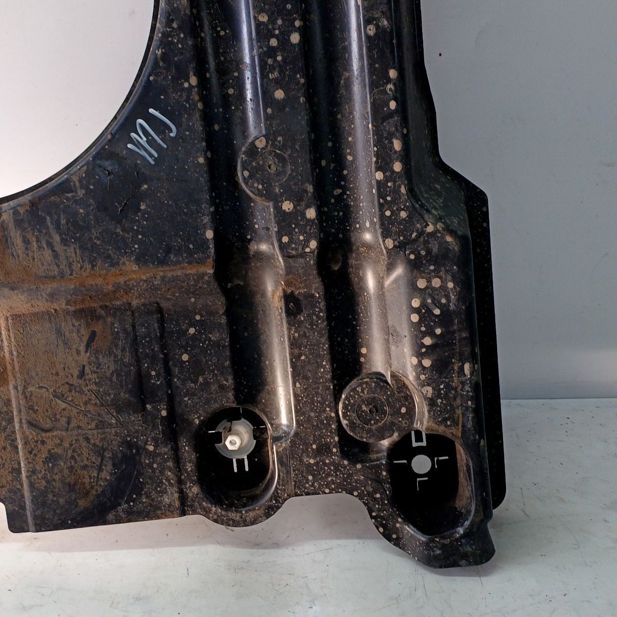 PEUGEOT 2008 19-25 1.2 MK2 FL Rear Right Undertray Damaged 9826459180