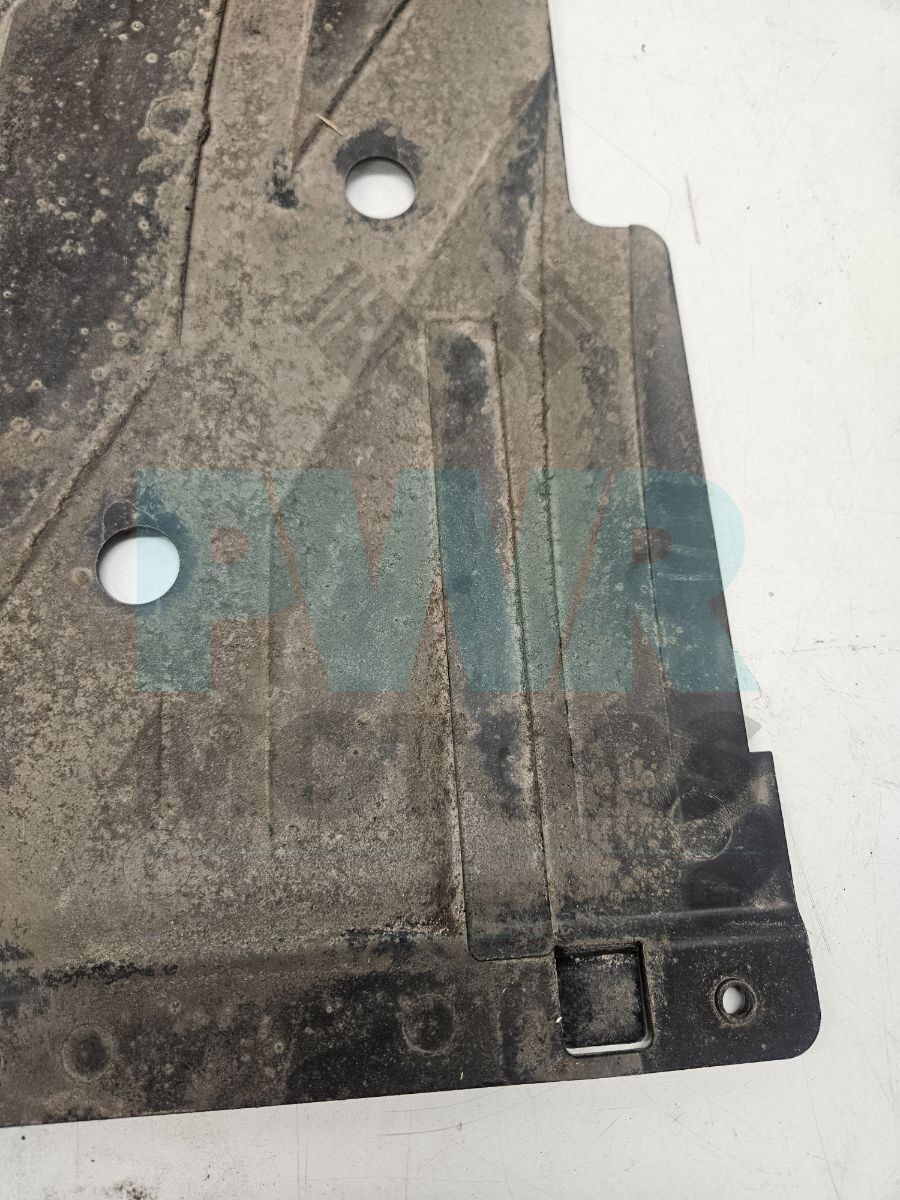BMW F82 M4 Rear Underbody Panel Driver’s Side Right 8062222
