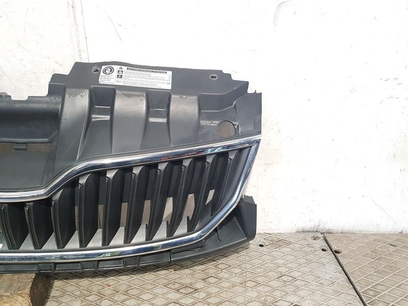 2014-2018 MK3 NJ SKODA FABIA FRONT GRILLE 6V0853653