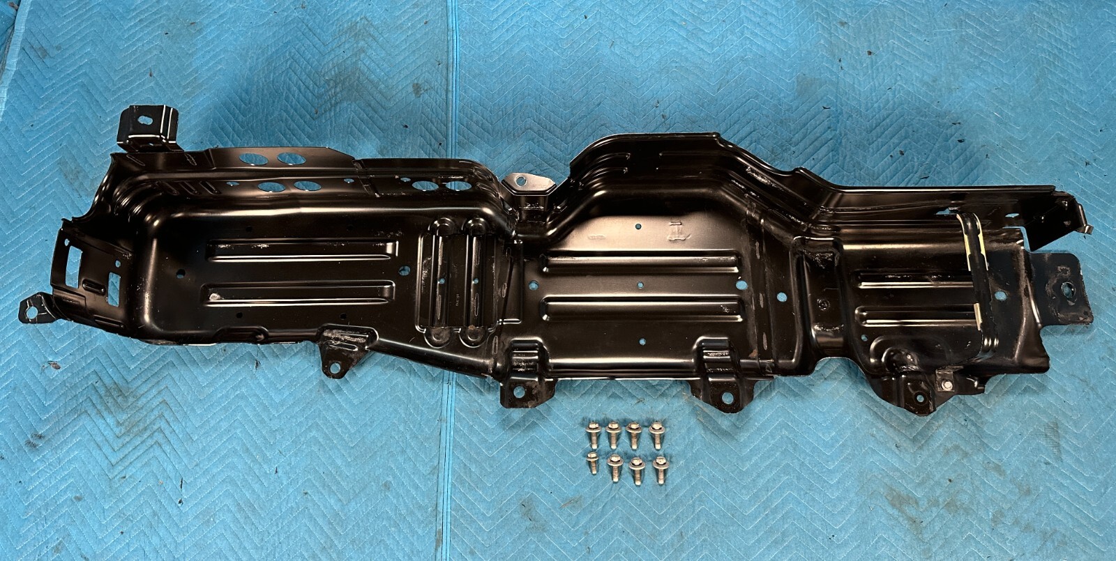 Jeep Gladiator 3.6L Fuel Tank Skid Plate Shield 28k 2020 2021 2022 2023 2024 OEM