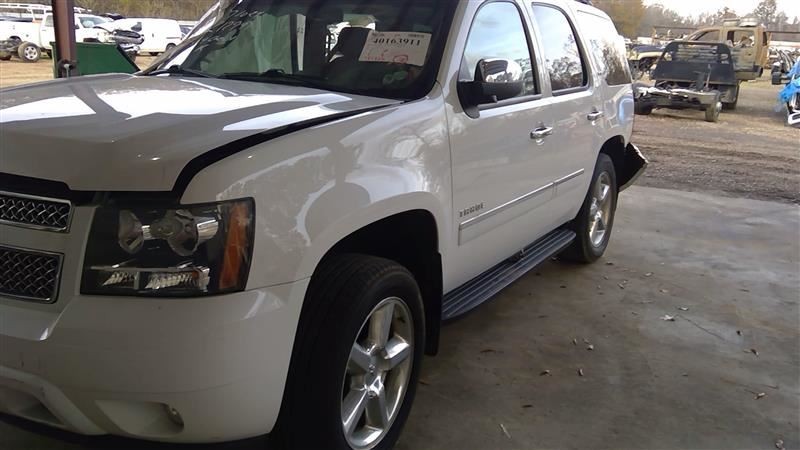 07-14 TAHOE Engine Cover 5.3 VORTEC 12625893