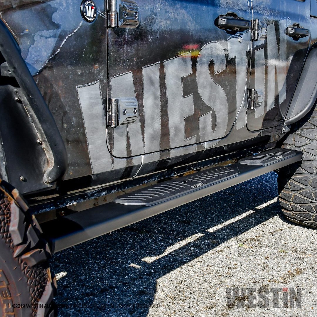 Westin Automotive 28-51315 Aluminum Oval Black Textured Powder Coated Nerf Bar